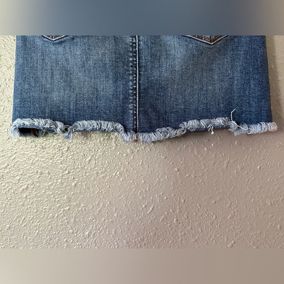 American Eagle Petite Size 00 Mid Waist Raw Hem Blue Denim Jean Mini Skirt NWOT - Picture 9 of 13